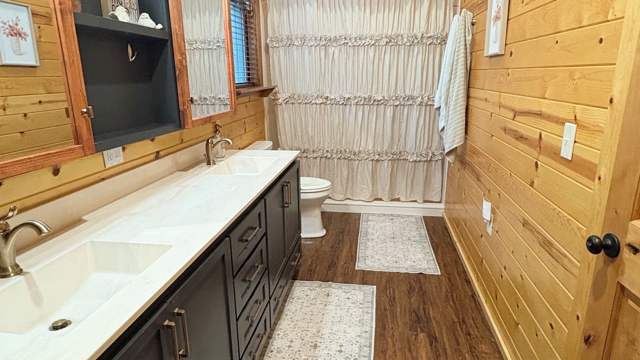 Photo of Bathroom in Albany