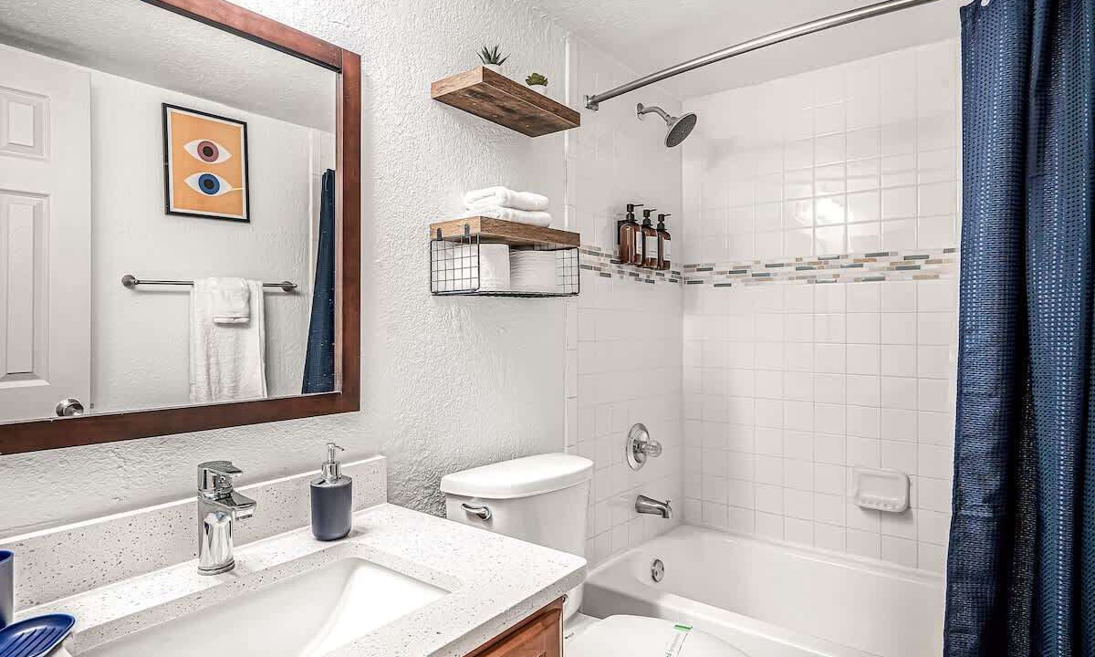 Photo of Bathroom in Sun Bay South