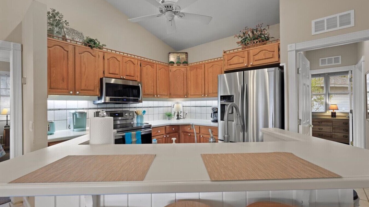 Photo of Kitchen in Bell