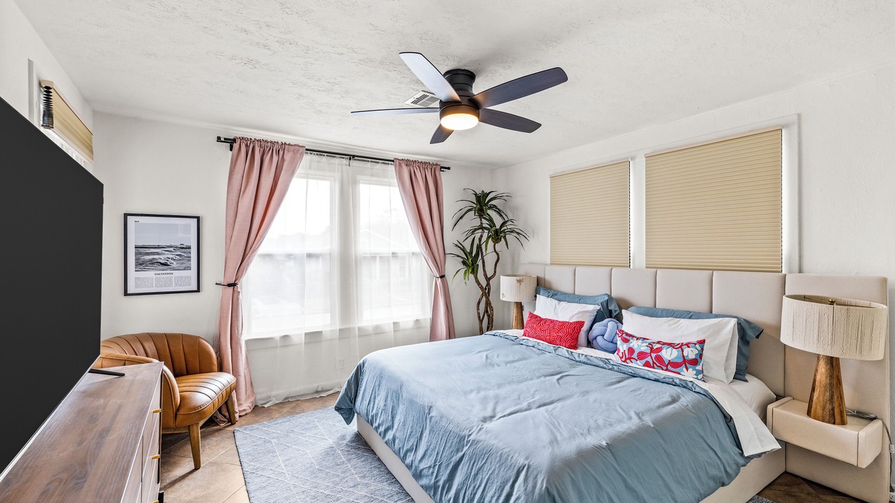 Photo of Bedroom in Galveston