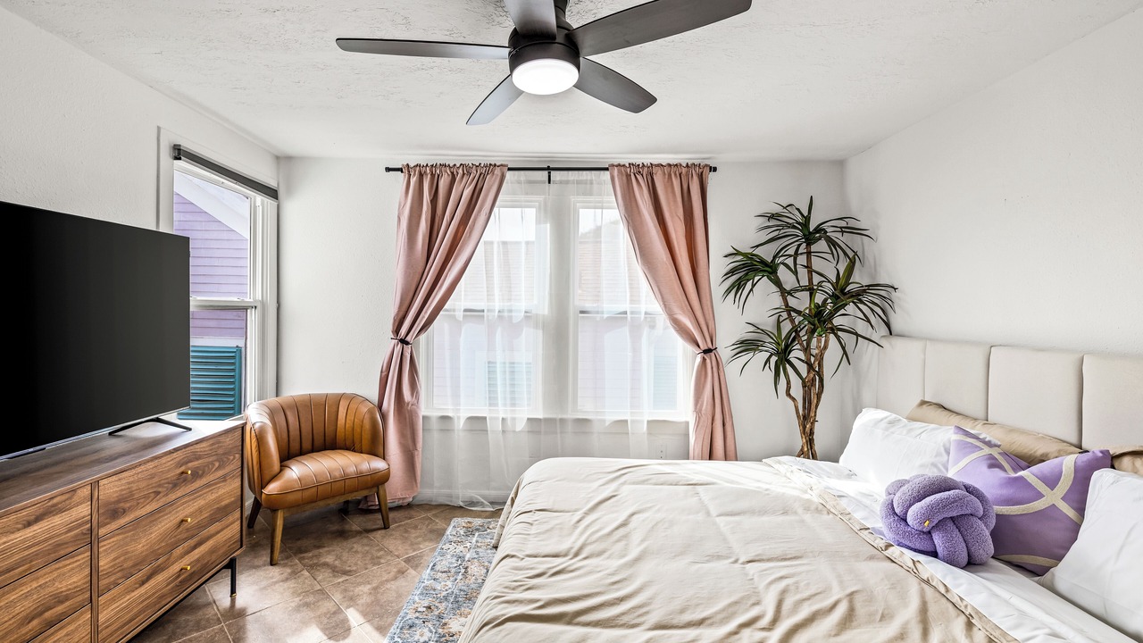 Photo of Bedroom in Galveston