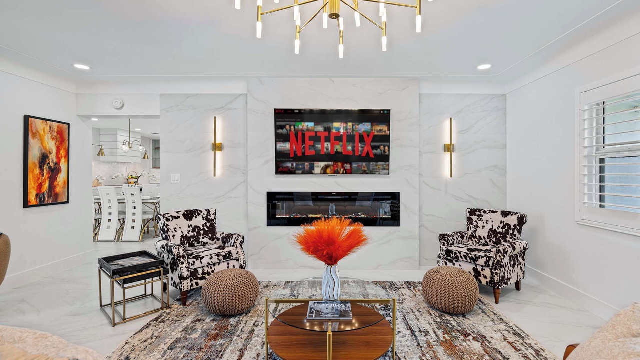 Photo of Livingroom in Harbor Village