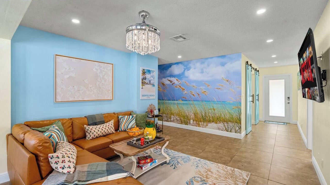 Photo of Livingroom in Lighthouse Point