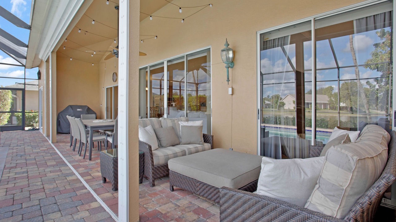 Photo of Outdoor in Crown Pointe