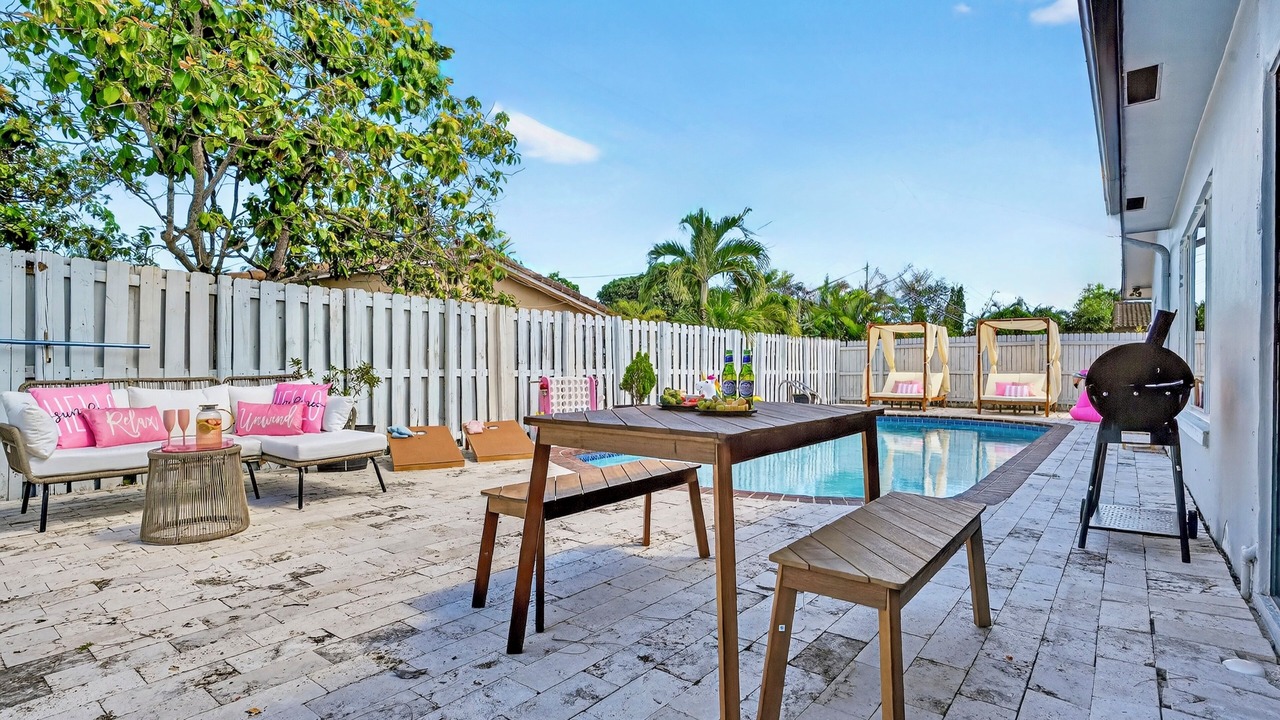 Photo of Outdoor in Coral Ridge Isles
