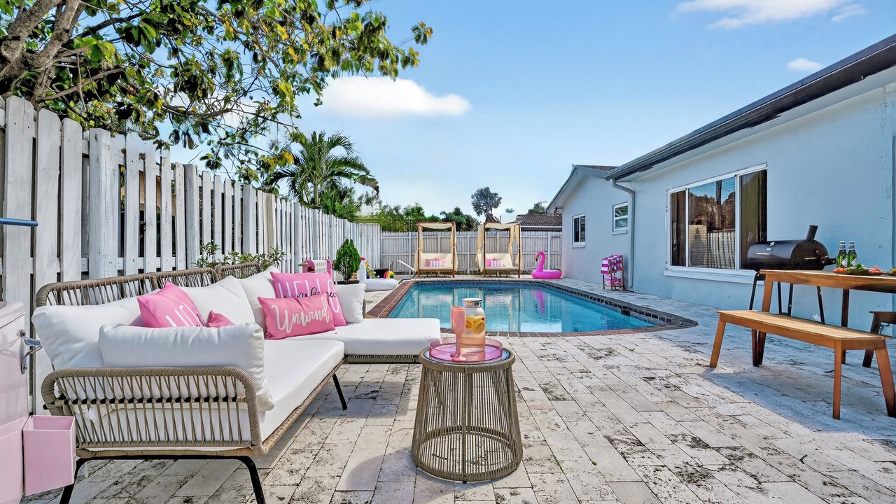 Photo of Outdoor in Coral Ridge Isles