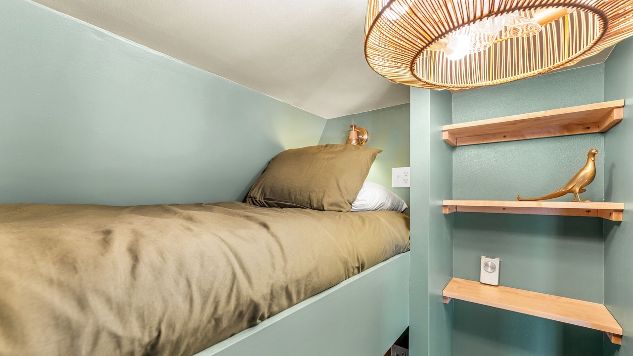 Photo of Bedroom in Indian Mountain