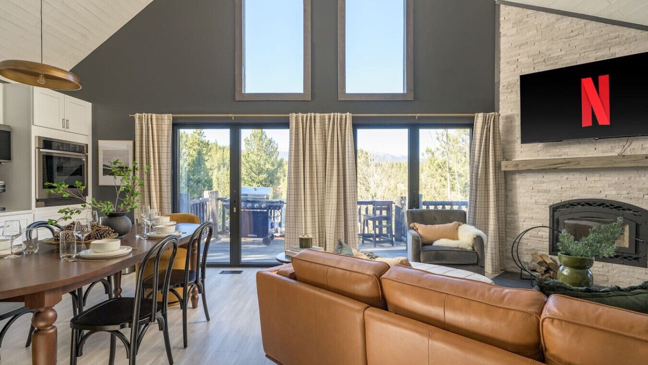 Photo of Livingroom in Bailey