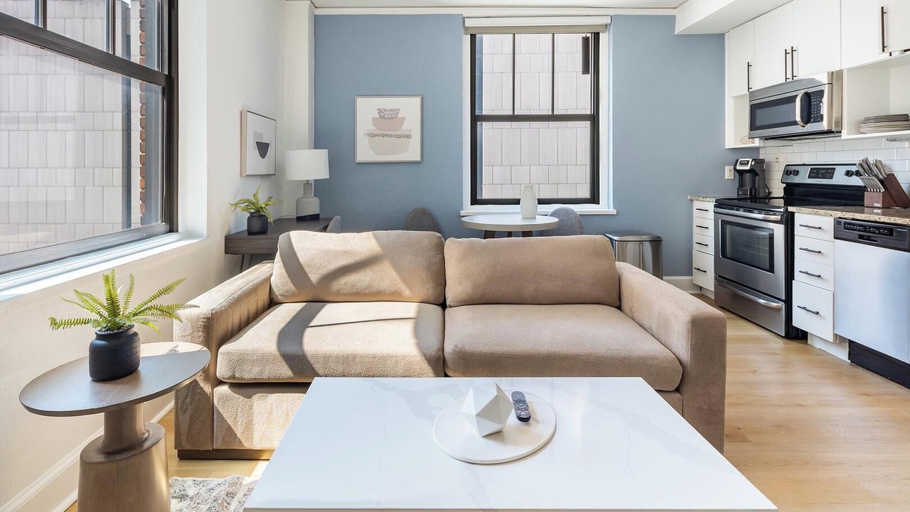 Photo of Livingroom in Financial District