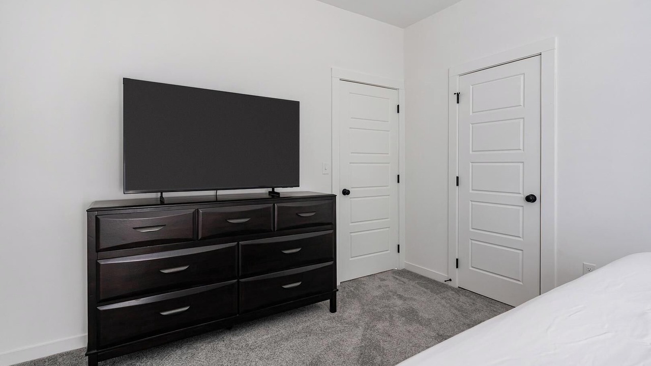 Photo of Bedroom in Lee's Summit