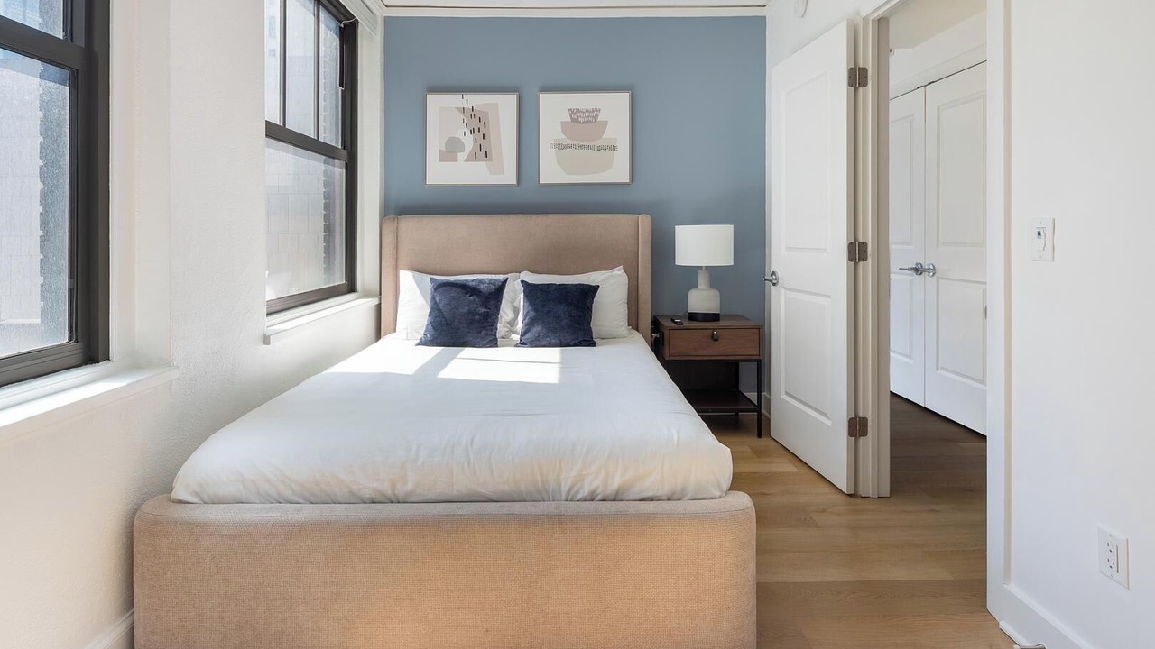 Photo of Bedroom in Financial District