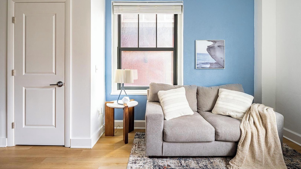 Photo of Livingroom in Financial District