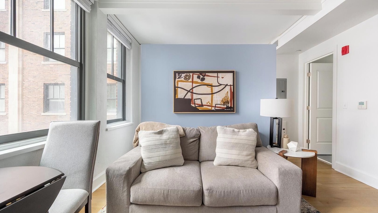 Photo of Livingroom in Financial District