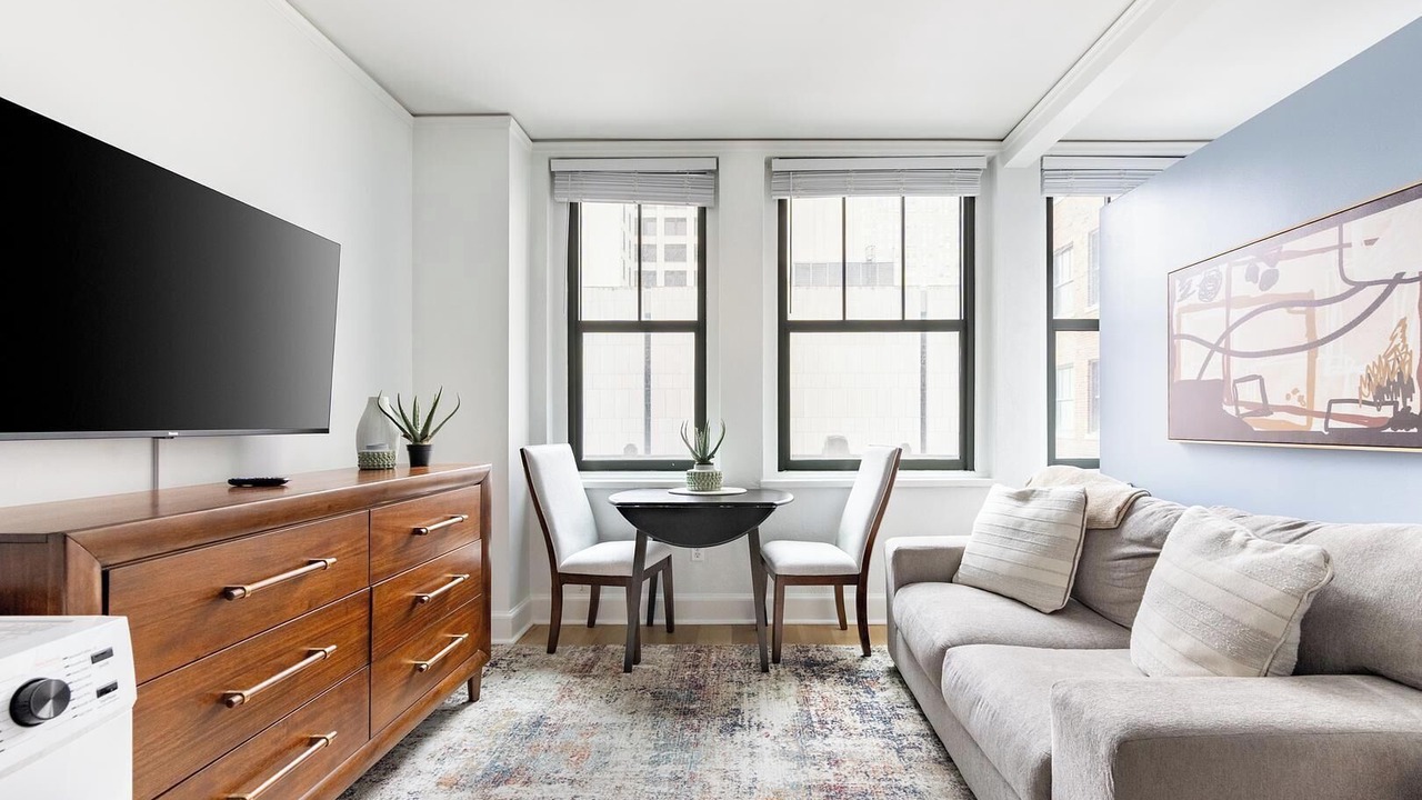Photo of Livingroom in Financial District