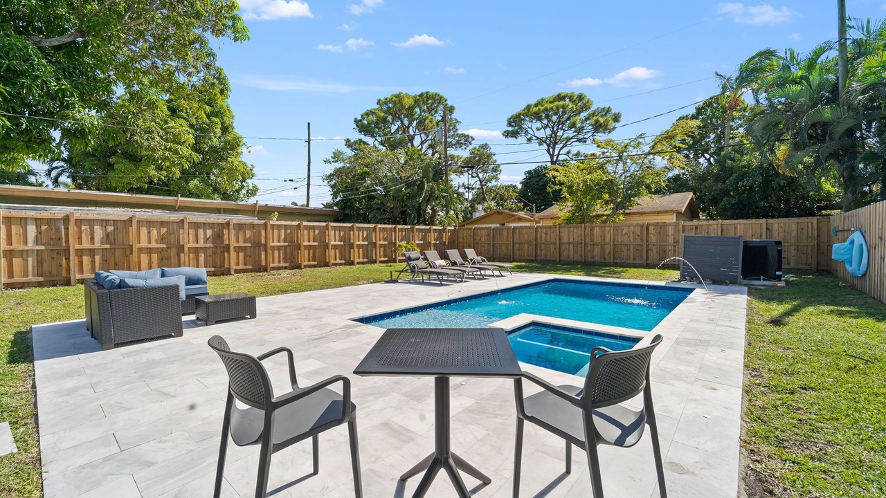 Photo of Outdoor in Wilton Manors
