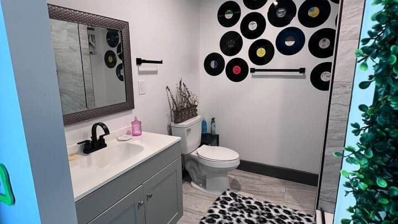 Photo of Bathroom in Lutz