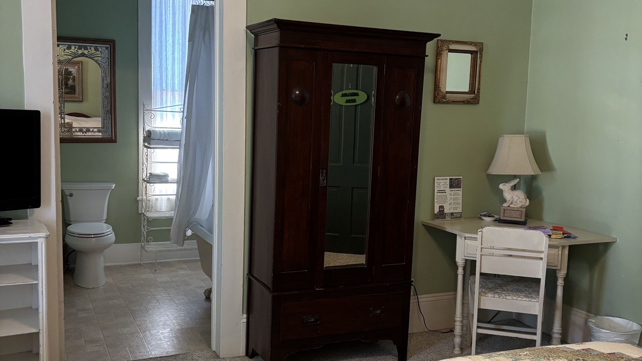 Photo of Bedroom in Nacogdoches
