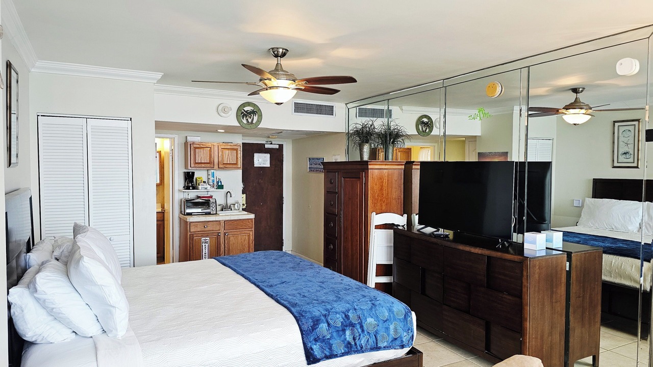 Photo of Bedroom in Galt Mile