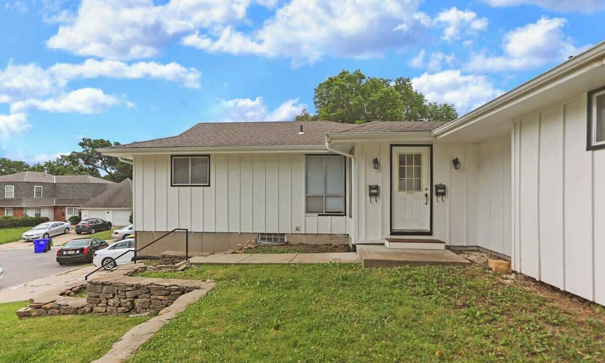 Photo of Outdoor in Overland Park