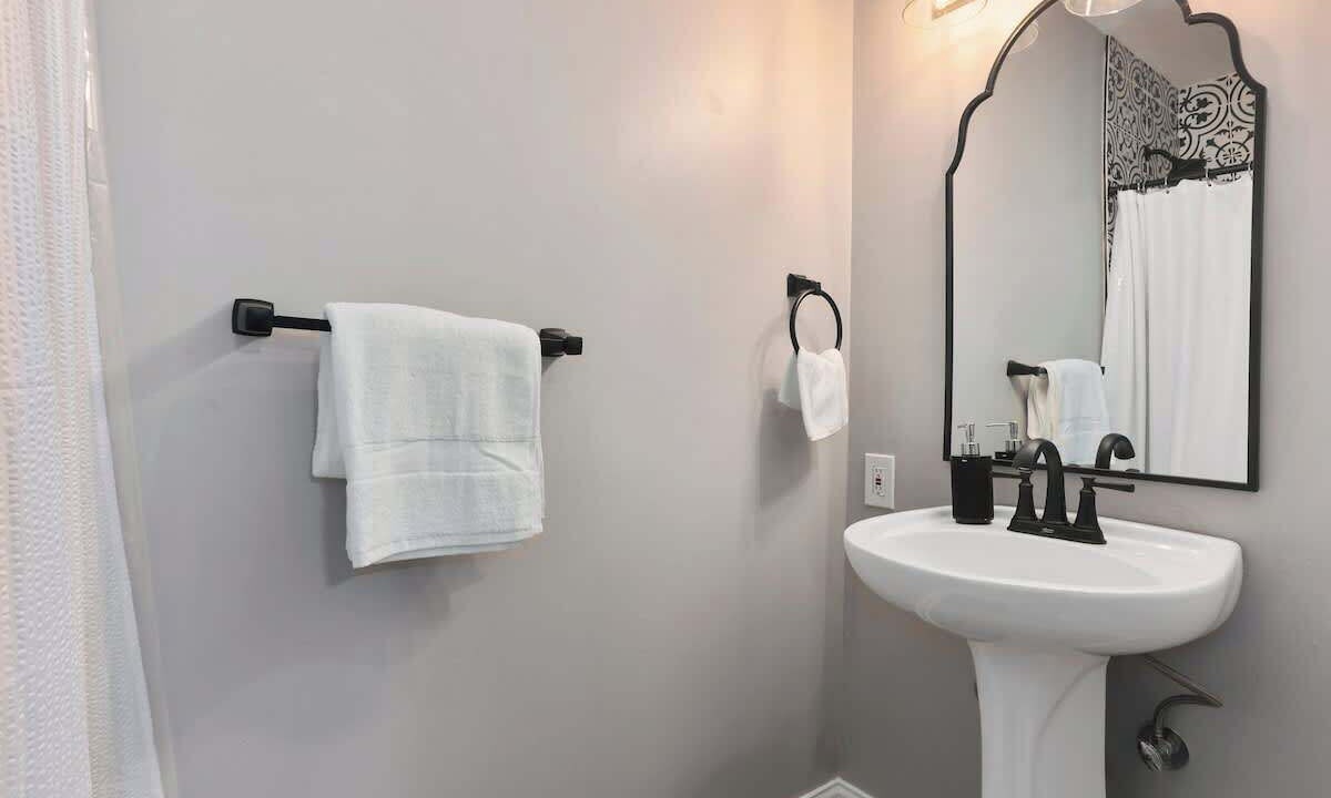 Photo of Bathroom in Overland Park