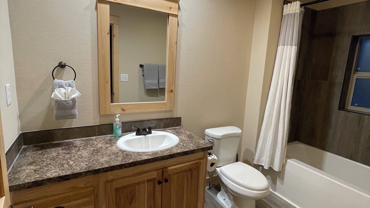 Photo of Bathroom in Garfield
