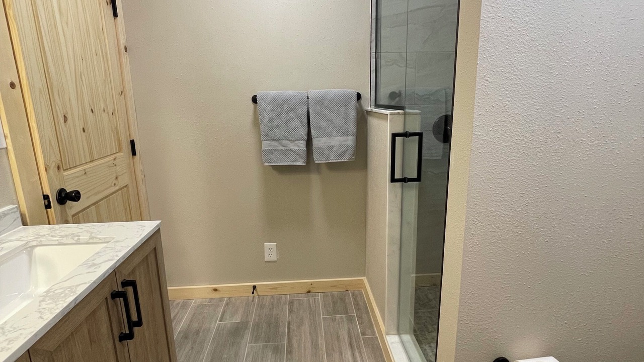 Photo of Bathroom in Garfield