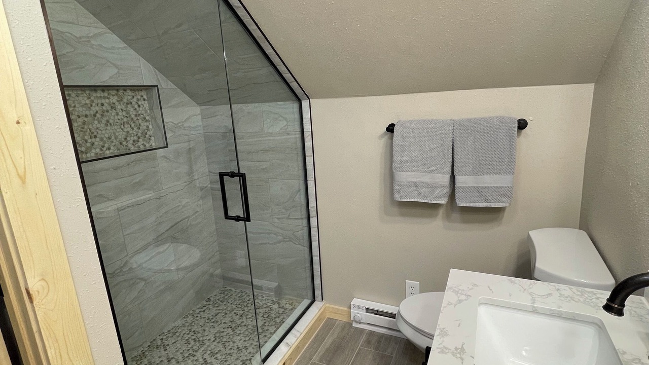 Photo of Bathroom in Garfield