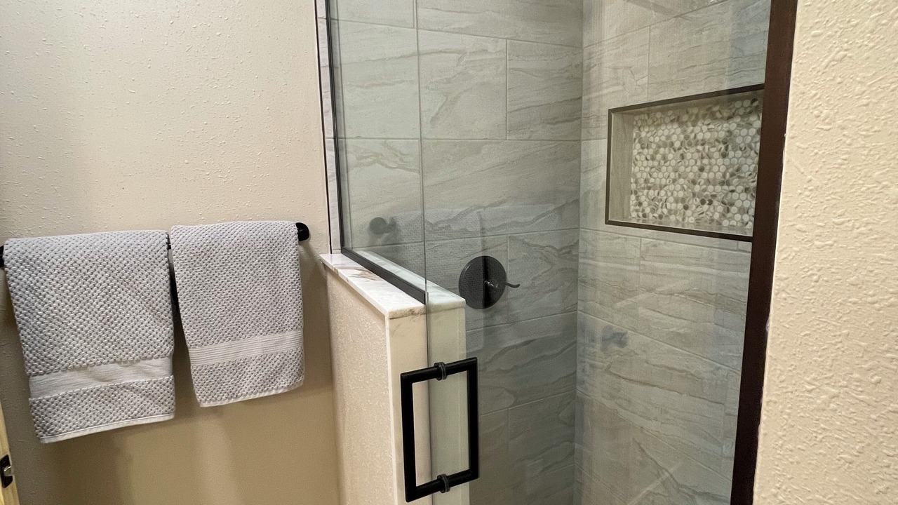 Photo of Bathroom in Garfield
