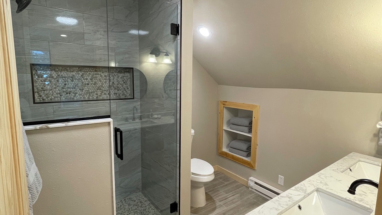 Photo of Bathroom in Garfield
