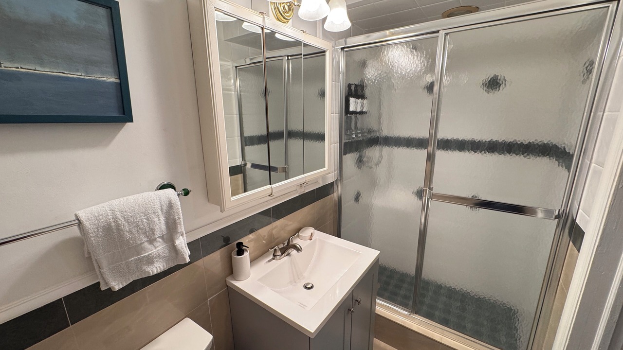 Photo of Bathroom in Wilton Manors