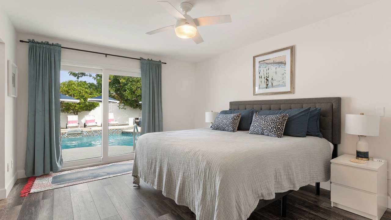 Photo of Bedroom in Naples Park
