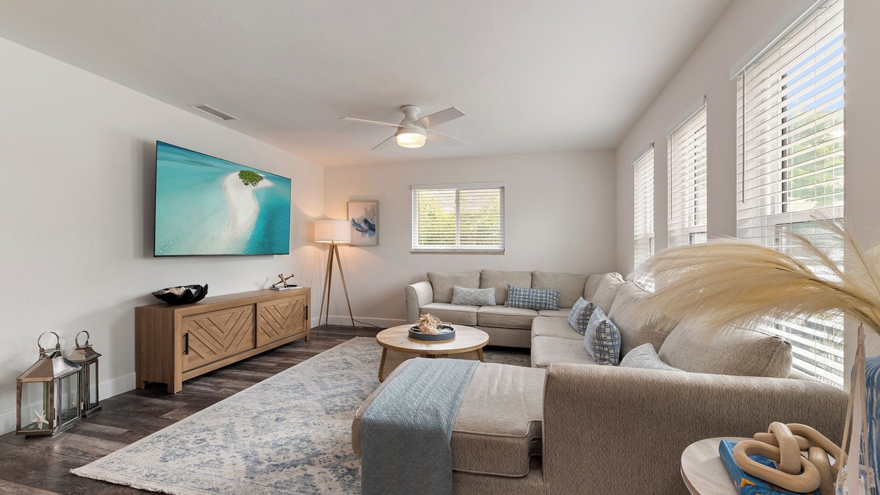 Photo of Livingroom in Naples Park