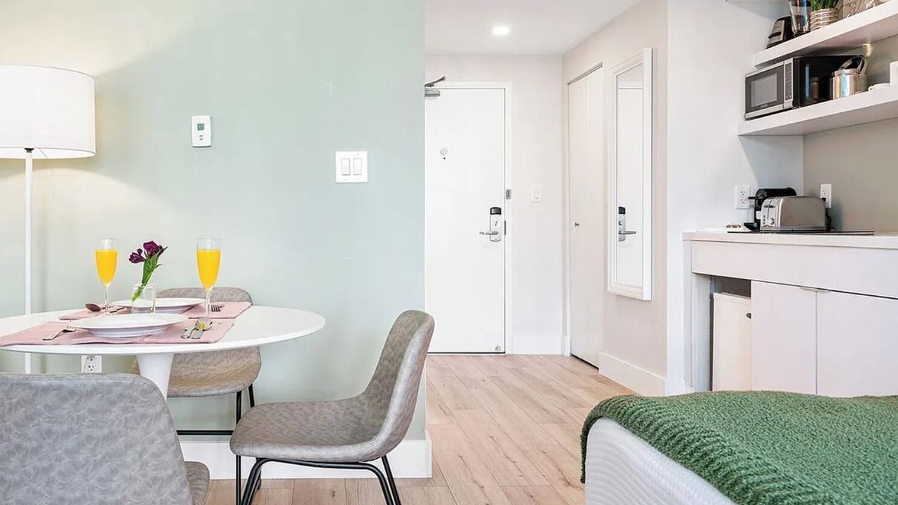 Photo of Livingroom in Coconut Grove