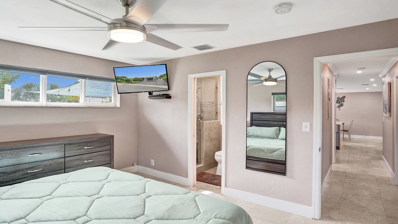 Photo of Bedroom in Sunset
