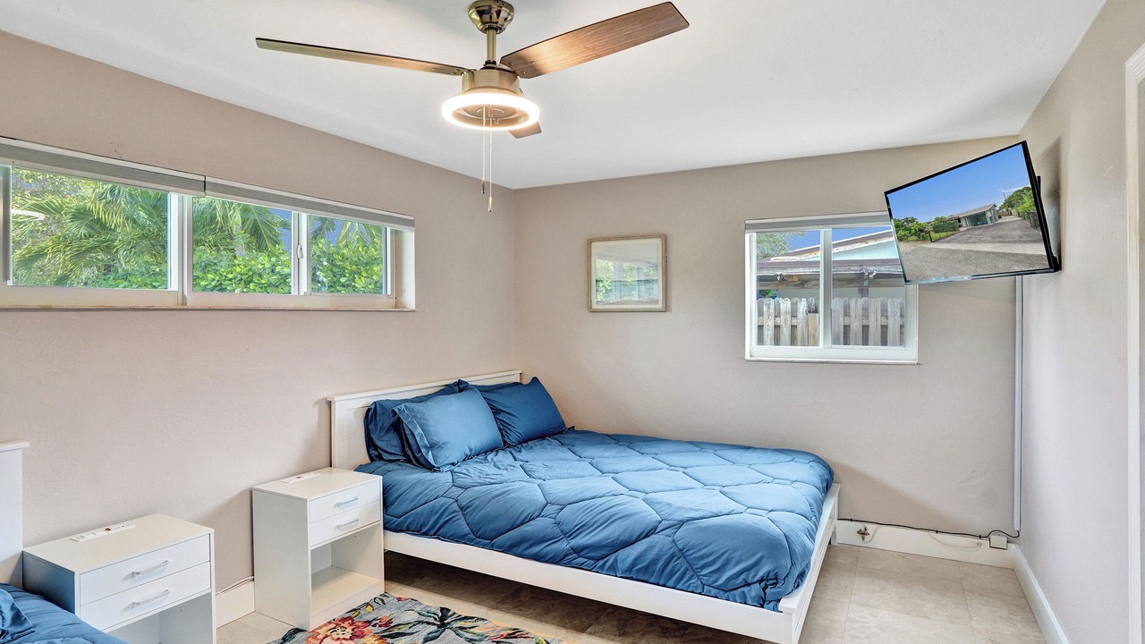 Photo of Bedroom in Sunset