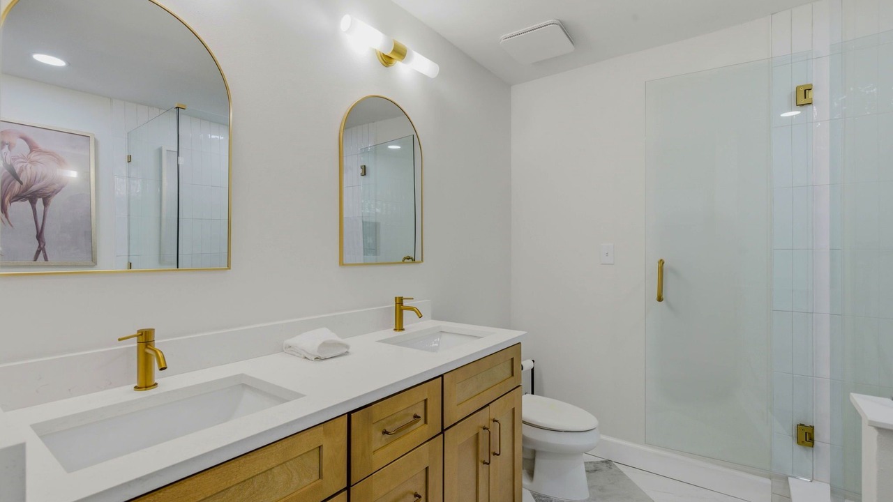Photo of Bathroom in Greater Northdale