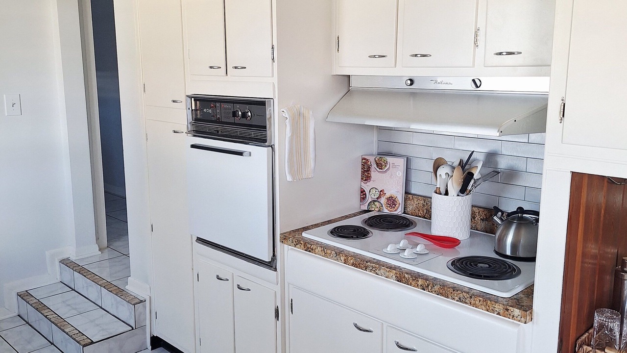 Photo of Kitchen in Sebastian Highlands