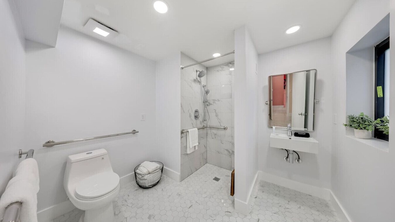 Photo of Bathroom in Buena Vista