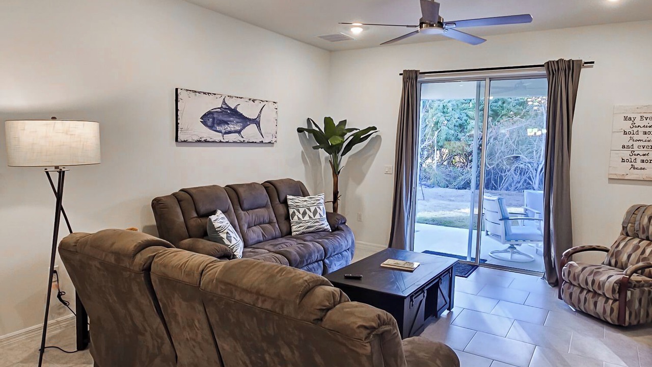 Photo of Livingroom in Sebastian Highlands
