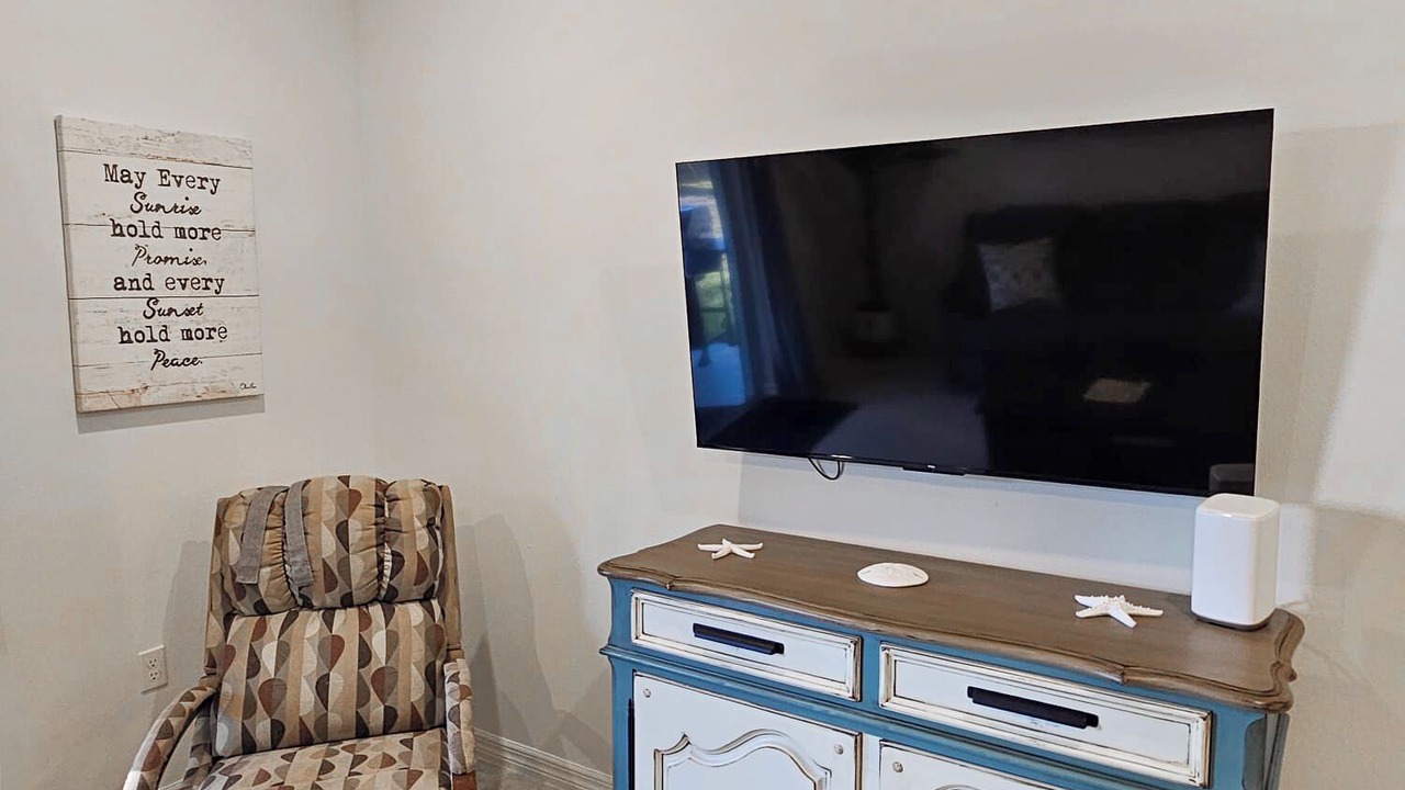 Photo of Livingroom in Sebastian Highlands