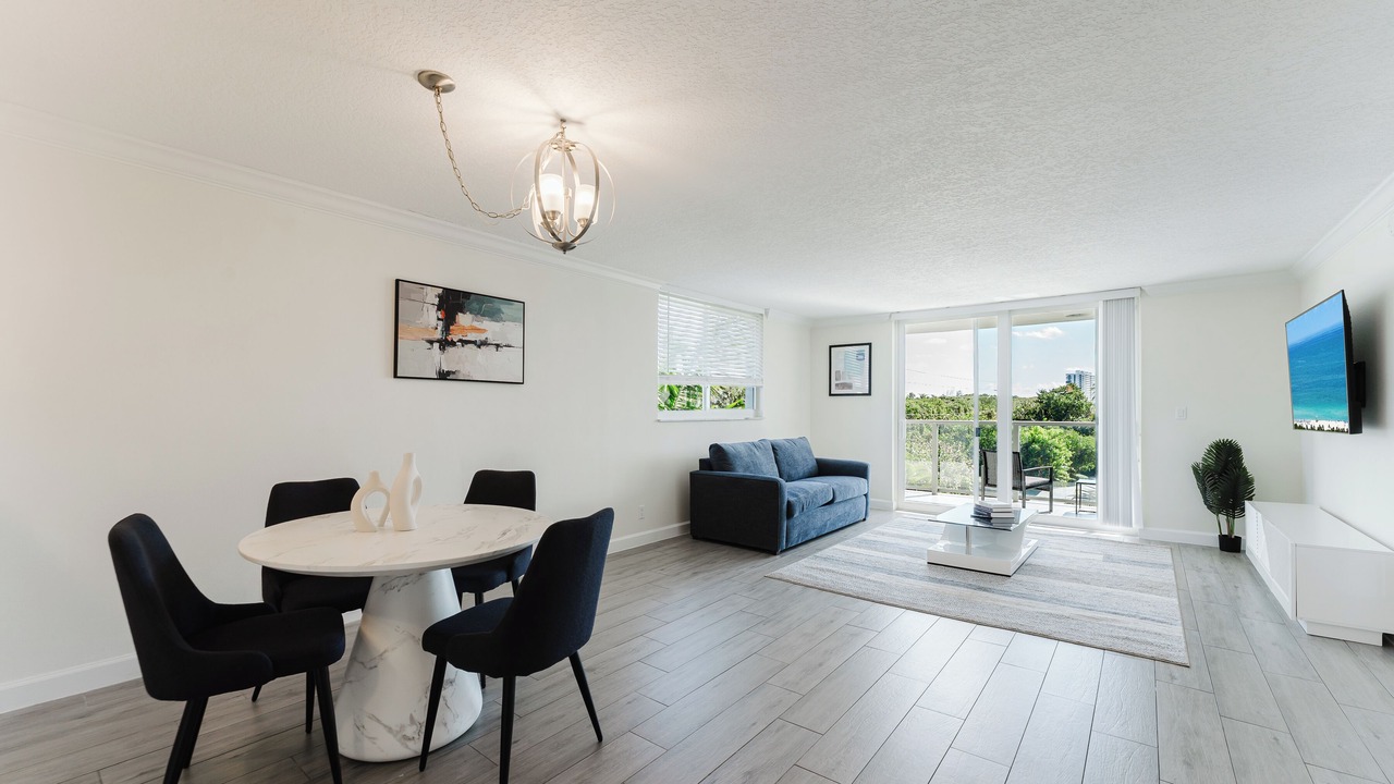 Photo of Livingroom in Boca Raton