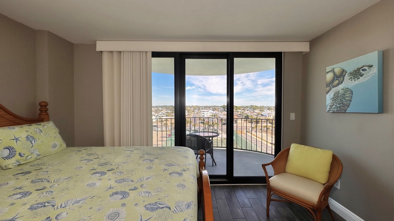 Photo of Bedroom in Biltmore Beach