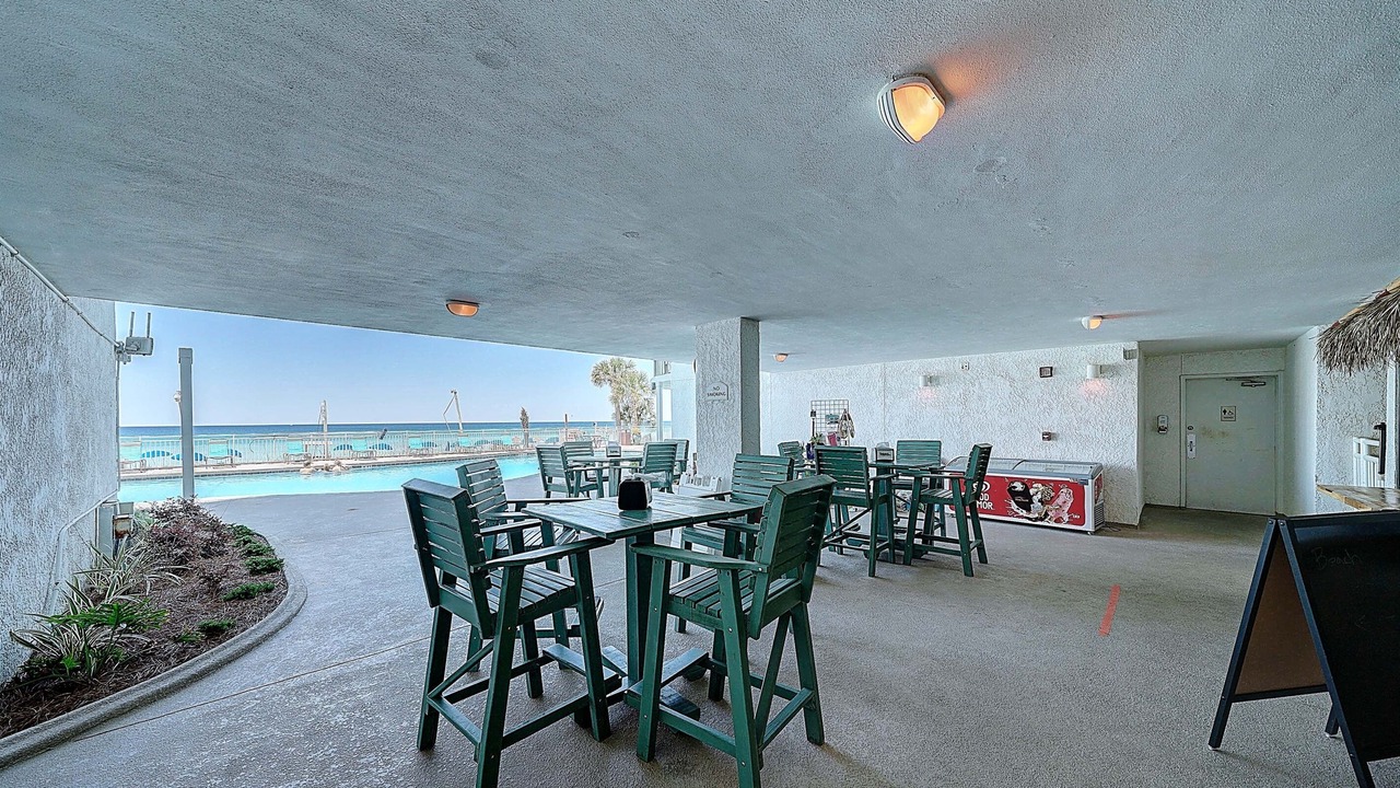 Photo of Outdoor in Biltmore Beach
