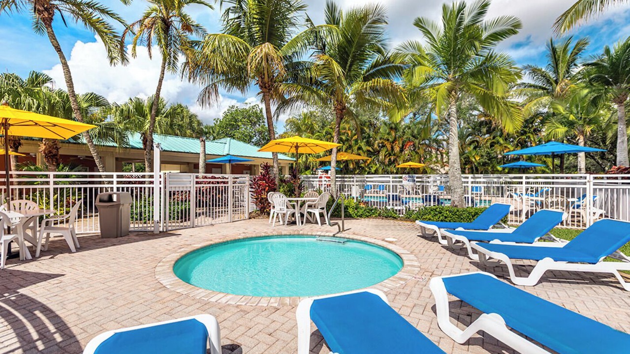 Photo of Outdoor in Weston