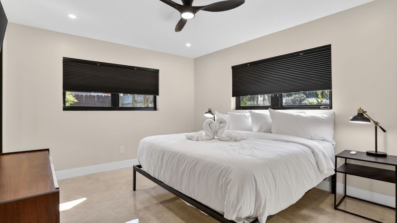 Photo of Bedroom in Garden Isles