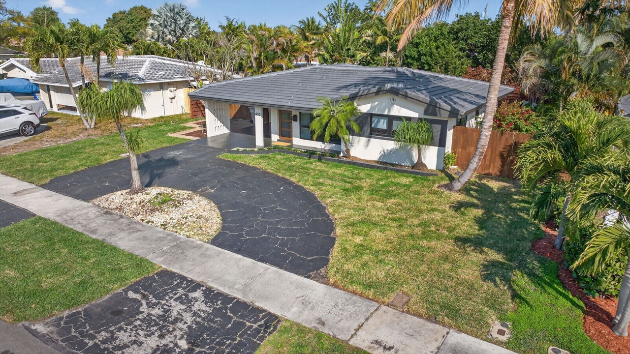 Photo of Outdoor in Garden Isles