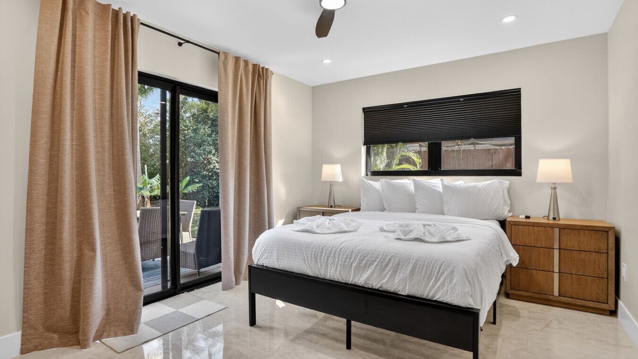 Photo of Bedroom in Garden Isles