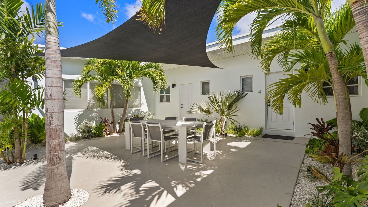 Photo of Outdoor in Dolphin Isles