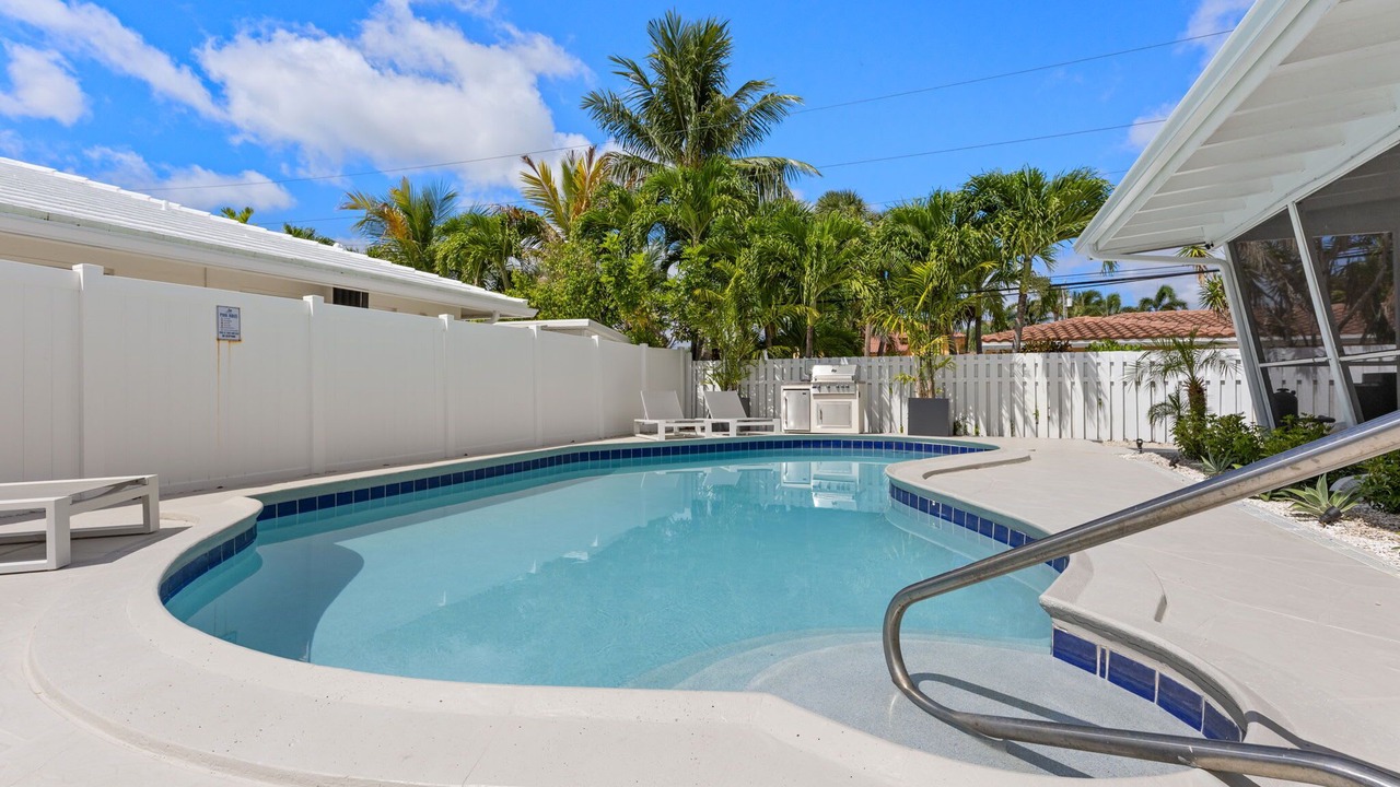 Photo of Outdoor in Dolphin Isles