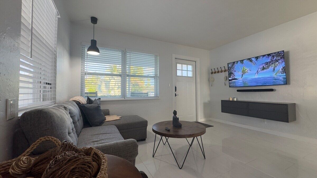 Photo of Livingroom in Pompano Beach